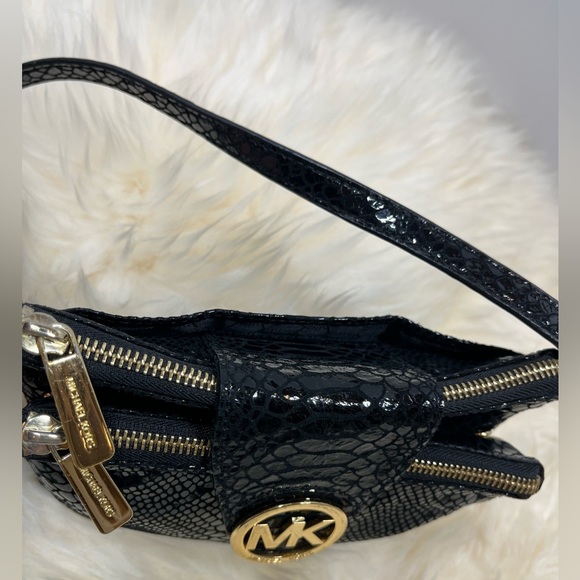 Michael Korrs  Blk. Python Embossed Mini Crossbody Bag - Picture 3 of 17